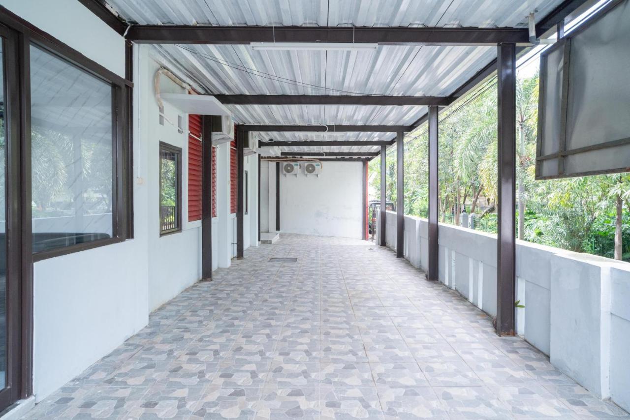 ג'קרטה Reddoorz Plus Near Itc Cempaka Mas 2 מראה חיצוני תמונה