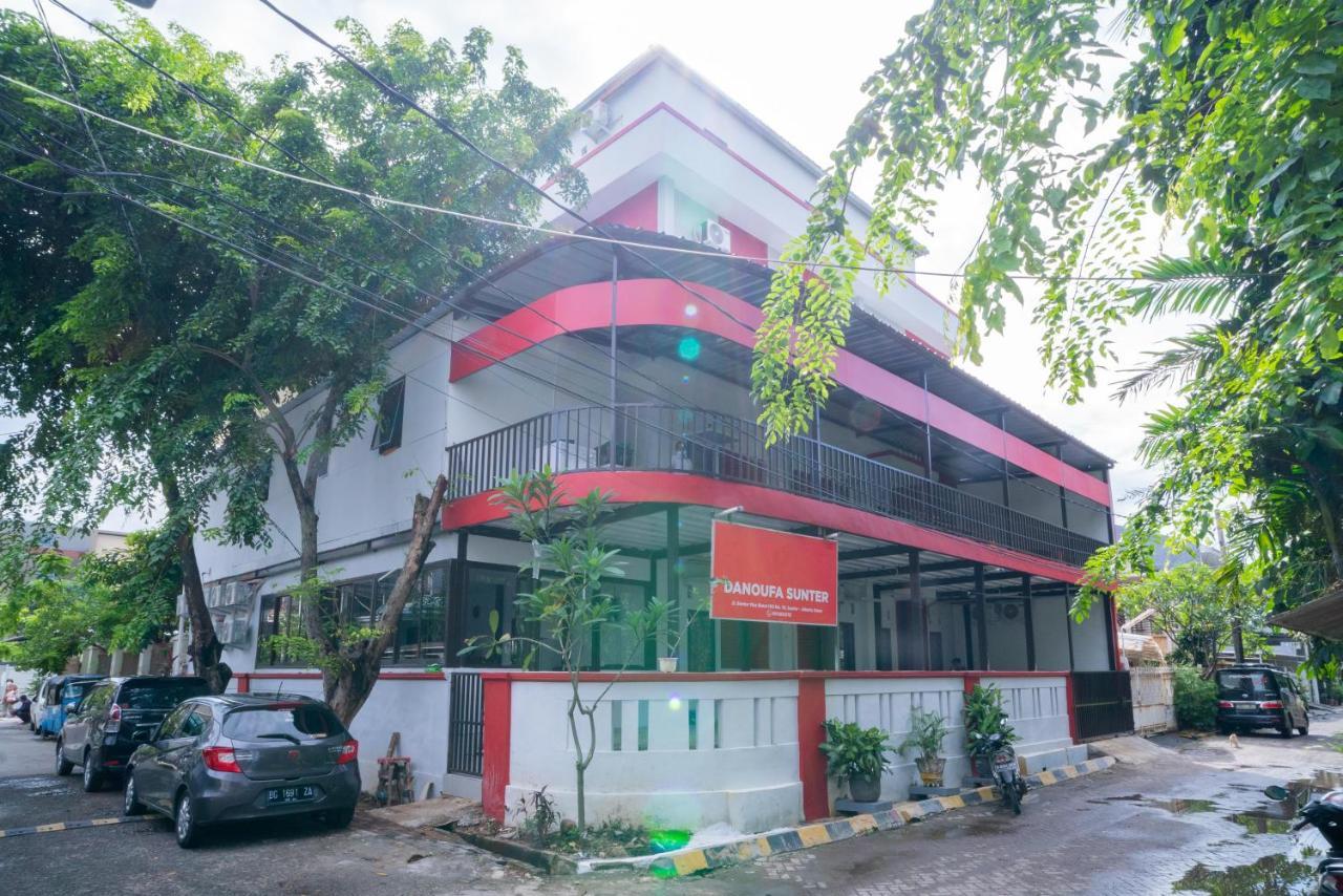 ג'קרטה Reddoorz Plus Near Itc Cempaka Mas 2 מראה חיצוני תמונה