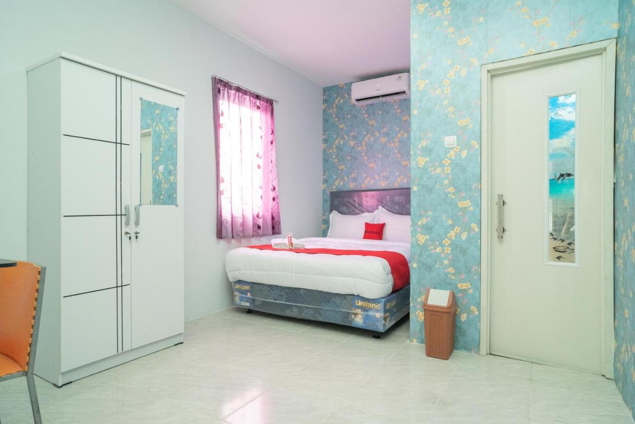 ג'קרטה Reddoorz Plus Near Itc Cempaka Mas 2 מראה חיצוני תמונה
